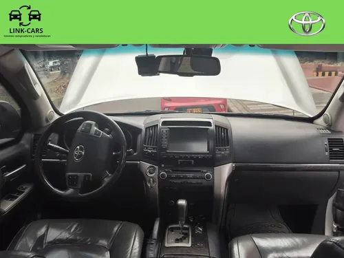 Toyota Land Cruiser Lc200 Sahara V8 Blindaje Nivel 2+