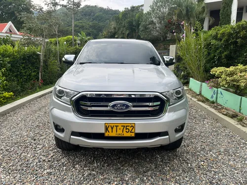 Ford Ranger 3.2 XLT AT