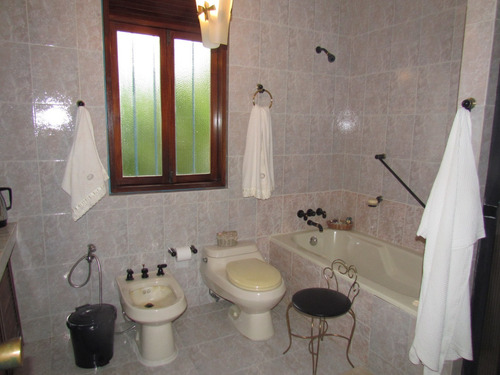 Imagen 29 de 30 de Se Vende Casa 800m2 4h/6b/4p Lomas Del Mirador 9214