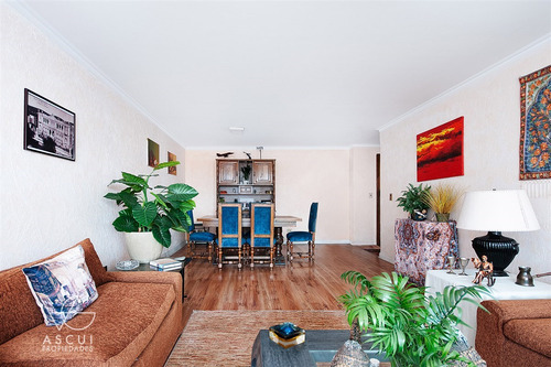 Departamento En Venta De 4 Dorm. En Vitacura