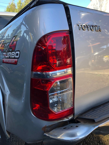 Hilux Srv 3.0 2013 4x4 Aut. Com 149.328km - Solicite Peças