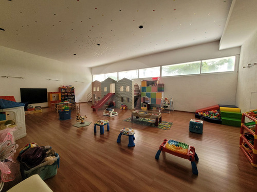 Departamento En Venta En Lomas De Bezares