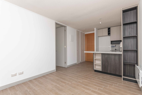 Edificio Av. Almte. Blanco Encalada (1 Est. 1 Bod.) Vista O