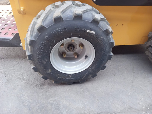 Minicargador Marca Furd Modelo Dt-380 Año 2024 En Querétaro.