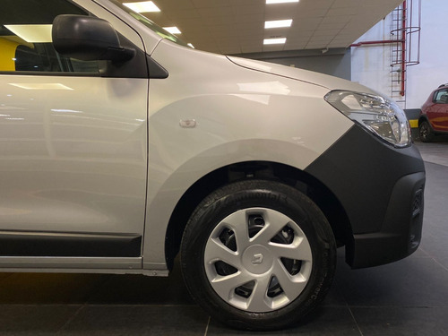 Imagen 17 de 21 de Renault Kangoo Confort 5a (es)