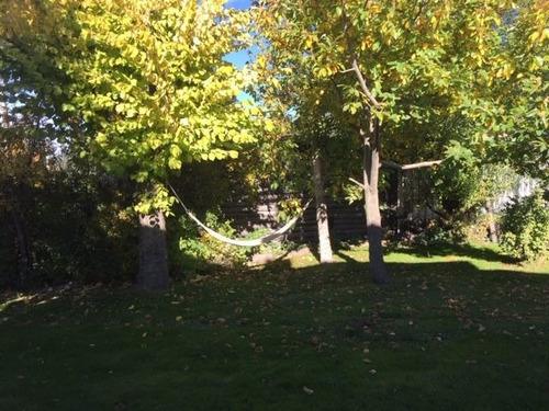 Imagen 5 de 17 de Casa De 3 Dormitorios En Barrio Melipal - Bariloche.