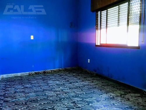 Imagen 5 de 8 de Casa De 3 Ambientes Tipo Ph En Planta Baja Con Cochera Para 3 Autos