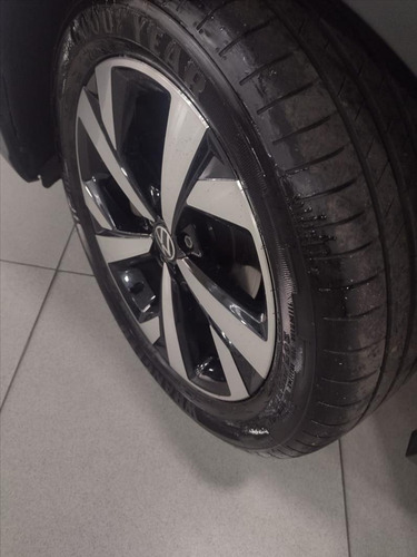 Volkswagen Nivus 1.0 200 Tsi Total Flex Highline Automatico