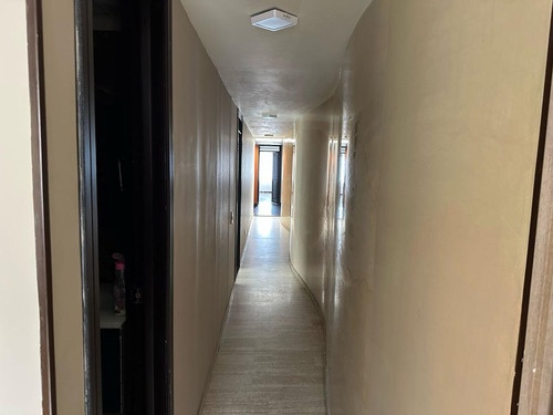 ¡oportunidad De Inversión! 2 Apartamentos Independientes En Edificio Lizzeth (18424).