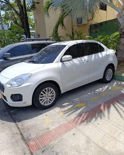 Suzuki Swift Dzire Sedan Automatico Blanco Perla