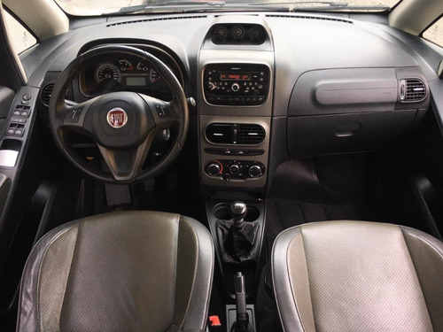 Fiat Idea Adventure 1.8 Flex Manual Branca - 2015