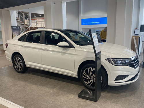 Imagen 15 de 15 de Volkswagen Vento 2022 1.4 Highline 150cv At Bb