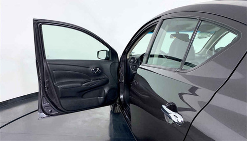 Imagen 13 de 15 de 108664 - Nissan Versa 2018 Con Garantía