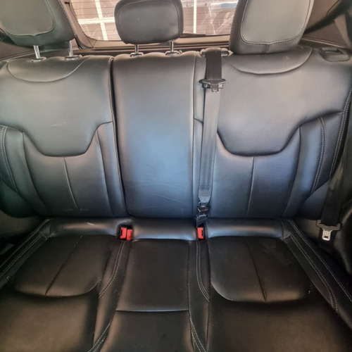 Imagen 13 de 15 de Jeep Renegade Sport At | Usados Certificados