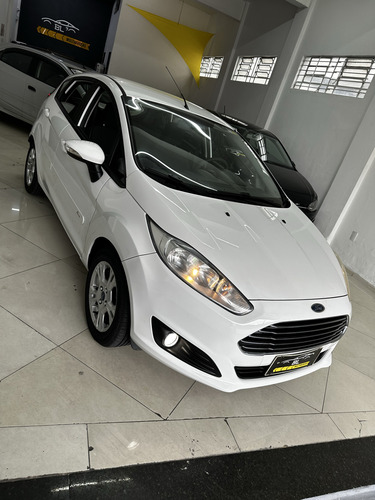 Ford Fiesta 1.6 SE HATCH 16V FLEX 4P POWERSHIFT