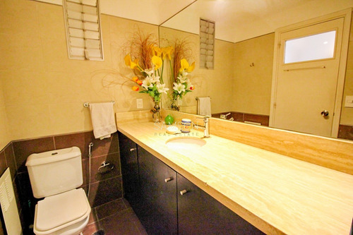 Venta Apartamento Con Vista Al Mar En Península, Punta Del Este- Ref: 63863
