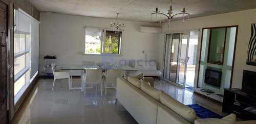 Punta Del Este, Zona Rincon Del Indio- Ref: 997