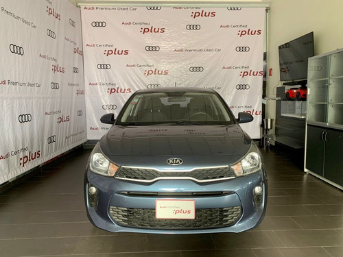 Imagen 2 de 10 de Kia Rio
