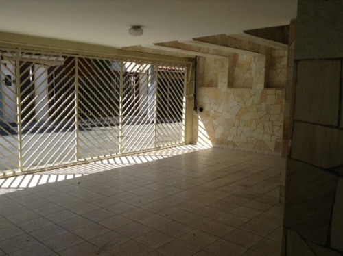 Imagem 1 de 25 de Construção Sólida E Muito Bem Conservada - Bairro Nobre -amplos Espaços - Reo47035
