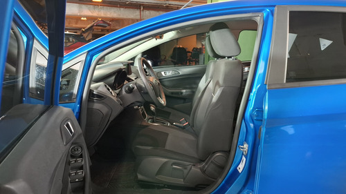 Ford Fiesta Kinetic Design 1.6 Se Powershift