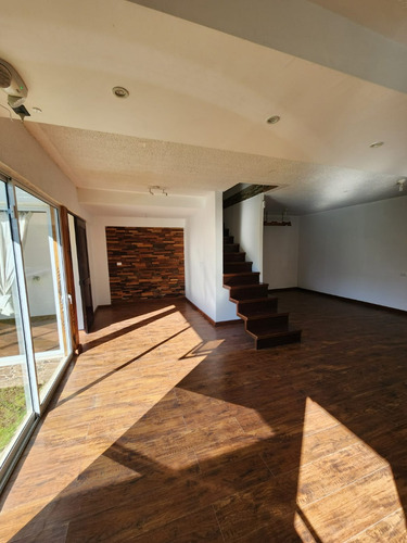 Se Arrienda Con Compromiso De Compra, Amplia Casa En Nogales