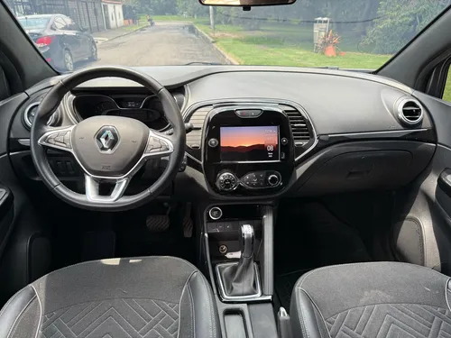 Renault Captur 1.3T Intens Cvt
