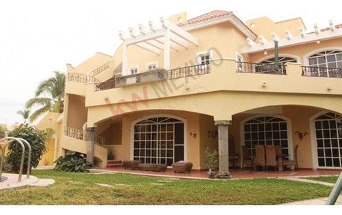 Casa Para Desarrolladores En Lomas De Mazatlán