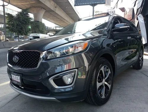Kia Sorento 3.3 V6 Ex Pack Piel 7 Pasajeros AWD At