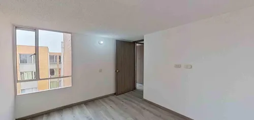 Apartamento Para Venta En Los Laureles (15913144230).