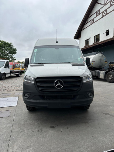 Mercedes-Benz Sprinter 2.0 Vidrado 517 Cdi Rd Extra Longo Teto Alto 15,3M3 5P Diesel