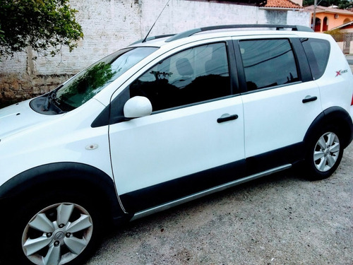 Nissan Livina X Gear Automática 1.8 2012