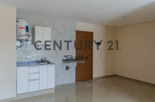 Imagen 4 de 18 de Venta Departamento Un Dormitorio Barrio Martin En Construcción