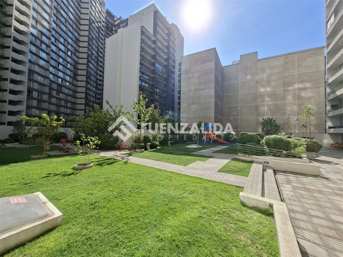 Imagen 2 de 30 de Venta Departamento Excelente Estado 2d 2b B Metro Santa Ana