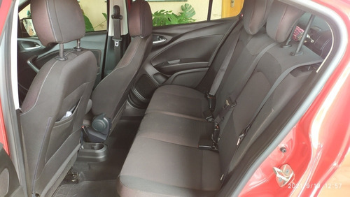 Imagem 7 de 9 de Fiat Cronos 2019 1.8 Precision 16v Flex Aut. 4p