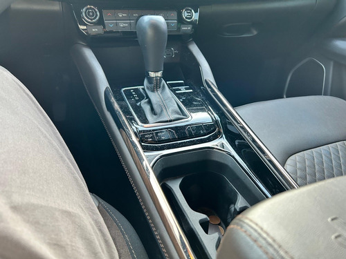 Jeep Commander 1.3 T270 TURBO FLEX OVERLAND AT6