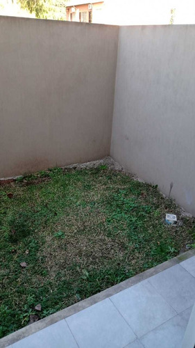 Imagen 11 de 11 de Venta!! Departamento 2 Ambientes Con Cochera Y Patio