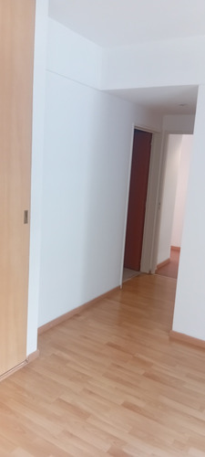 Piso 4 Ambientes Con Cochera, Dependencia De Servicio, Suite