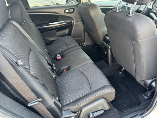 Dodge Journey 2.4 Sxt 7 Pas. At