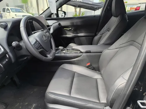 Lexus UX 5p 300h HEV L4/2.0 Aut