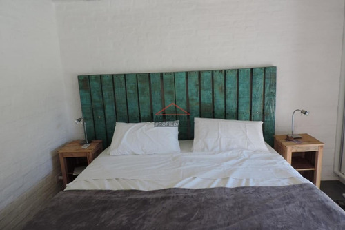 Apartamento En Tio Tom, 8 Dormitorios *- Ref: 3046