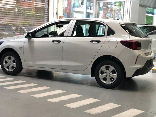 Nuevo Chevrolet Onix 1.2 Nuevo En Cuotas Forest Car Balbin#5