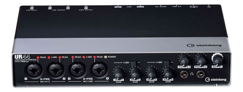 Interfaz de audio Steinberg UR44 100V/240V