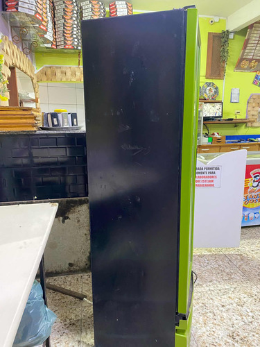 Geladeira Para Comércio, Em Perfeito Estado Funcionando .