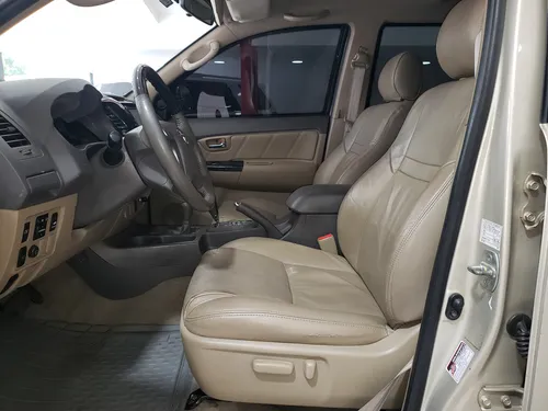 Toyota Fortuner Sr