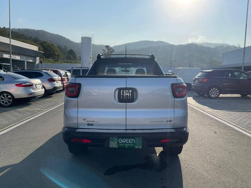 Imagem 12 de 13 de Fiat Toro Freedon 1.8 2017 Flex
