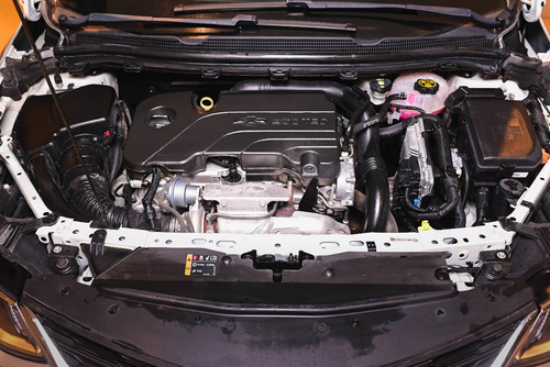 Imagen 10 de 16 de Cruze 4p 1.4 Turbo Lt Mt Chevrolet S.miguel Nes