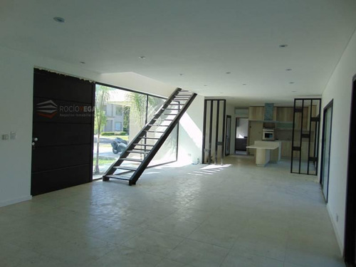 Imagen 9 de 30 de Espectacular Casa En Venta A Estrenar En Barrio Cerrado Santa Ana