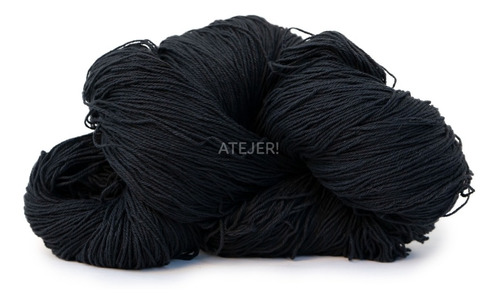 Imagen 1 de 4 de Hilo Algodón Fino 8/3  Madeja X 150 Gramos Tejido Crochet