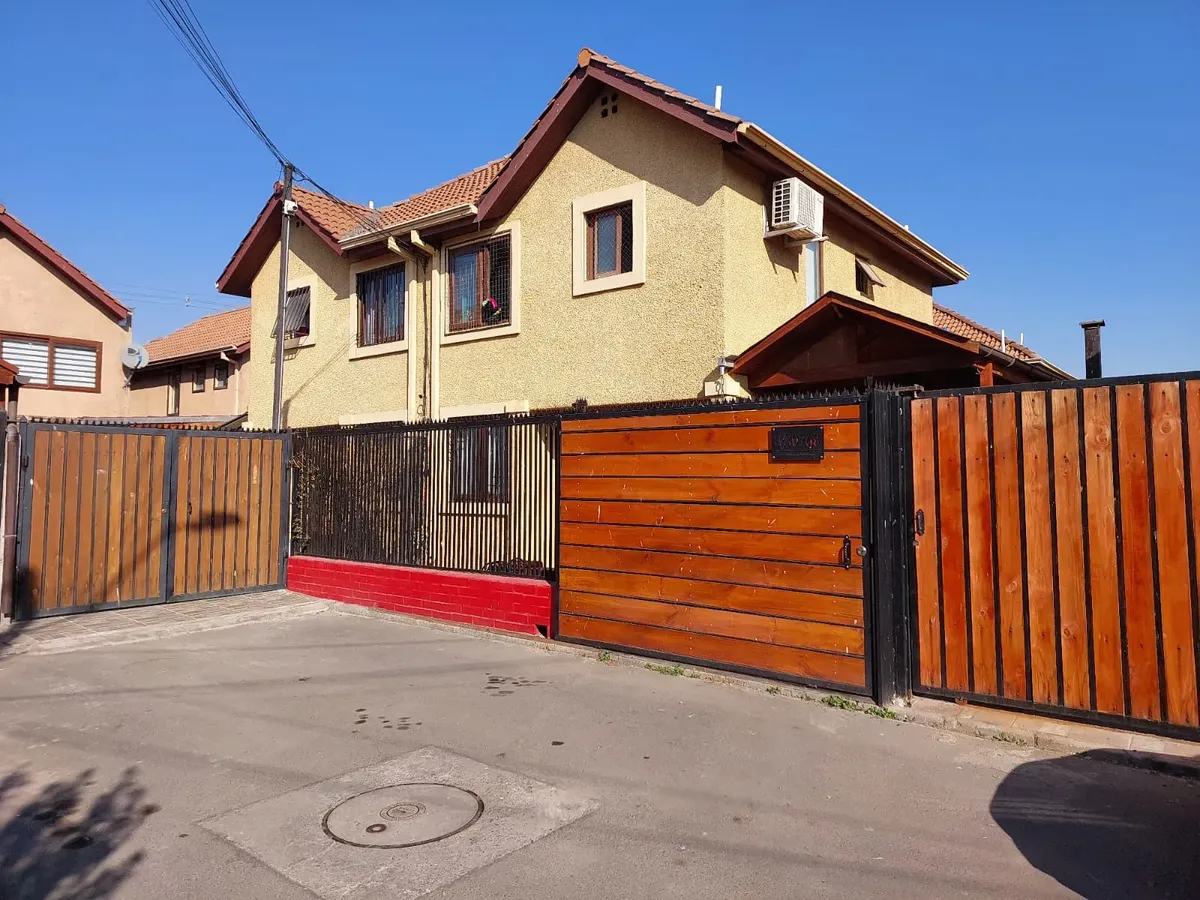 Imagen 3 de 26 de Linda Y Moderna Casa En Portal Del Bosque Maipu