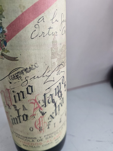 Botella Antigua Tinto Firmada Por Agustín Lara (Usado)